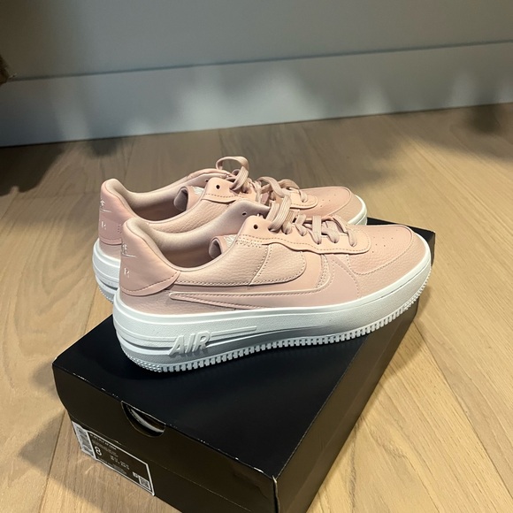 Nike Shoes - Nike Women's Blush Pink Sneakers